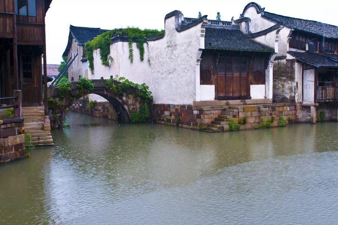 逃离古金字塔